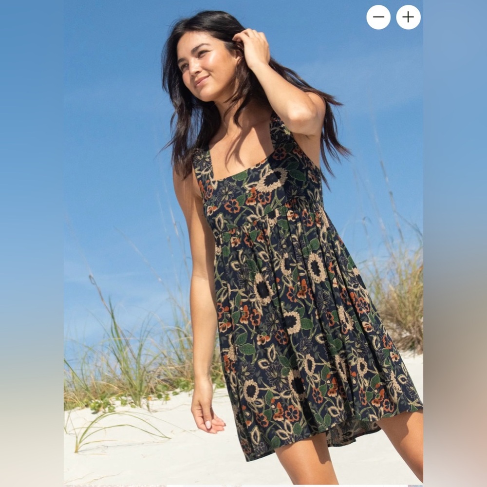 Natural Life Navy & Tan Floral Mini Dress 🆕🌼